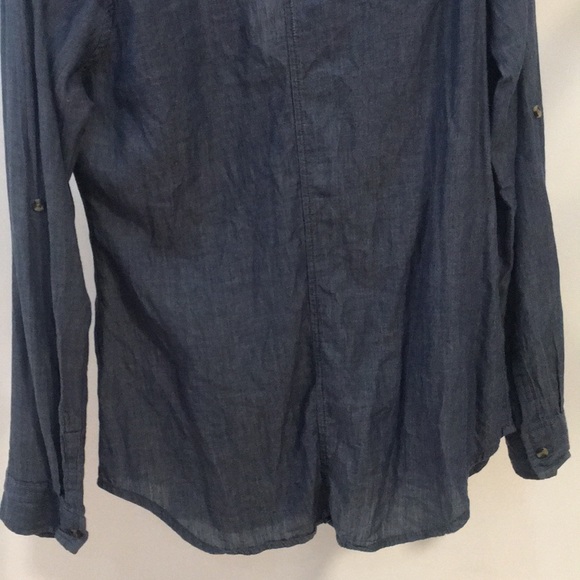 Old Navy Soft Denim Blue Long Sleeve Shirt with Pockets Size S - Picture 3 of 4